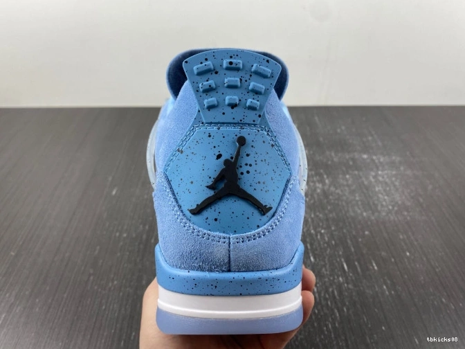 Rep TBkick (PE) Retro UNC Jordan HO12MNJDLS247 4 0823